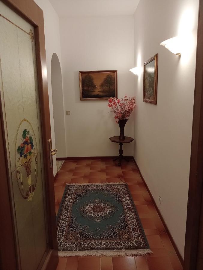 Bici Grill Decimo Miglio Aeroporto Ciampino Francigena Country House Eksteriør bilde